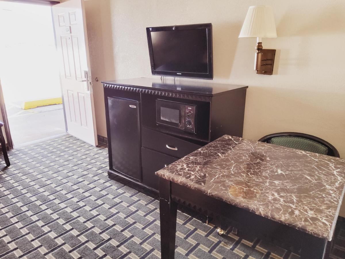 Budget Inn 特克萨卡纳 外观 照片