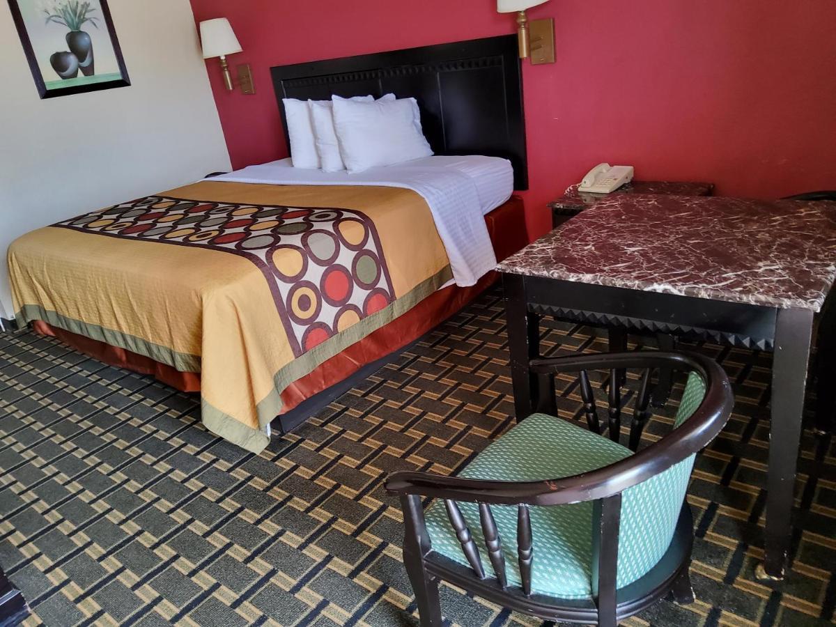 Budget Inn 特克萨卡纳 外观 照片