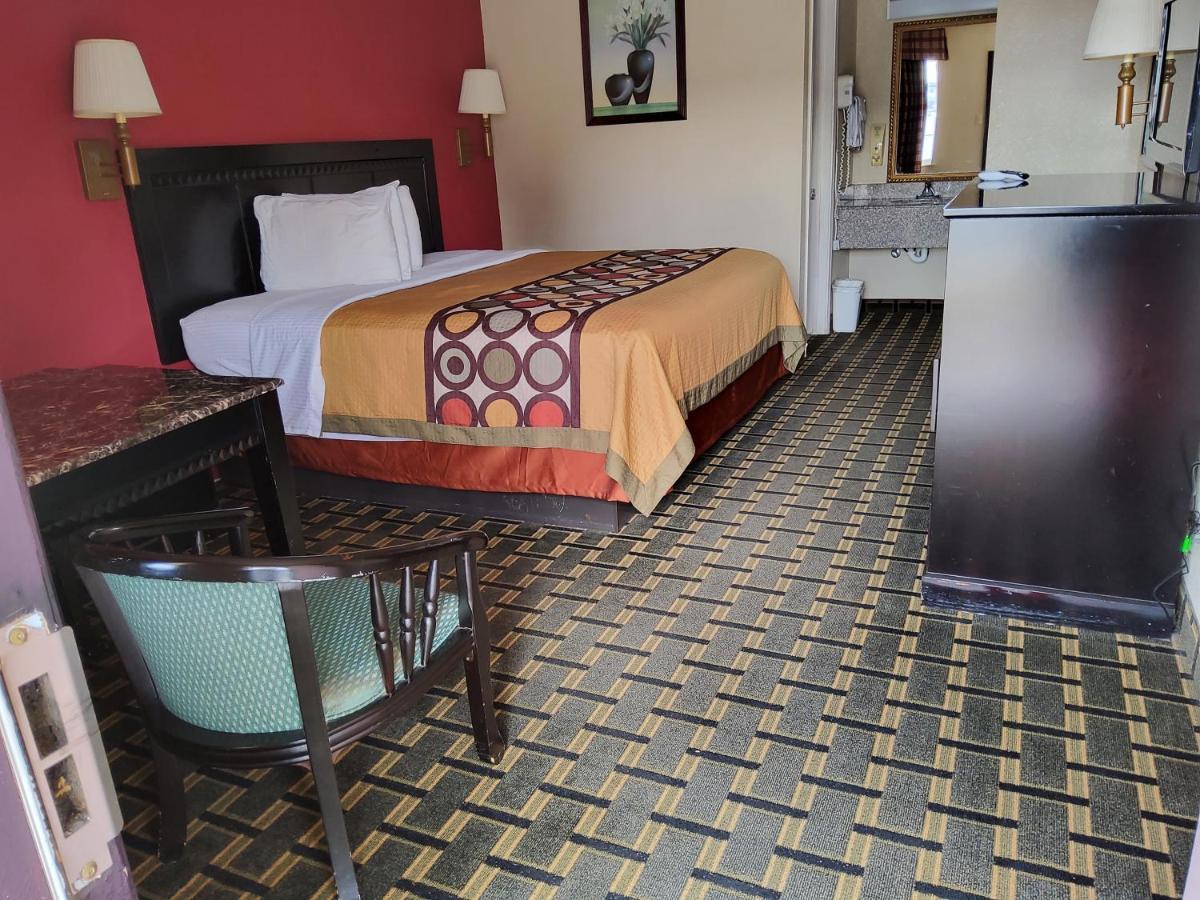 Budget Inn 特克萨卡纳 外观 照片