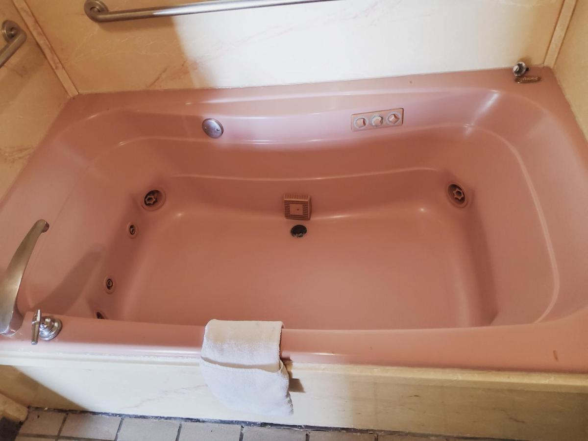 Budget Inn 特克萨卡纳 外观 照片